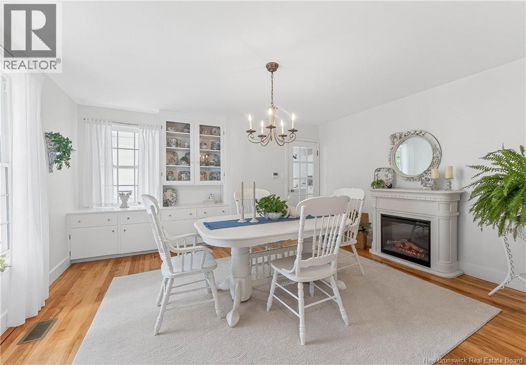 17 Porter Street - 18