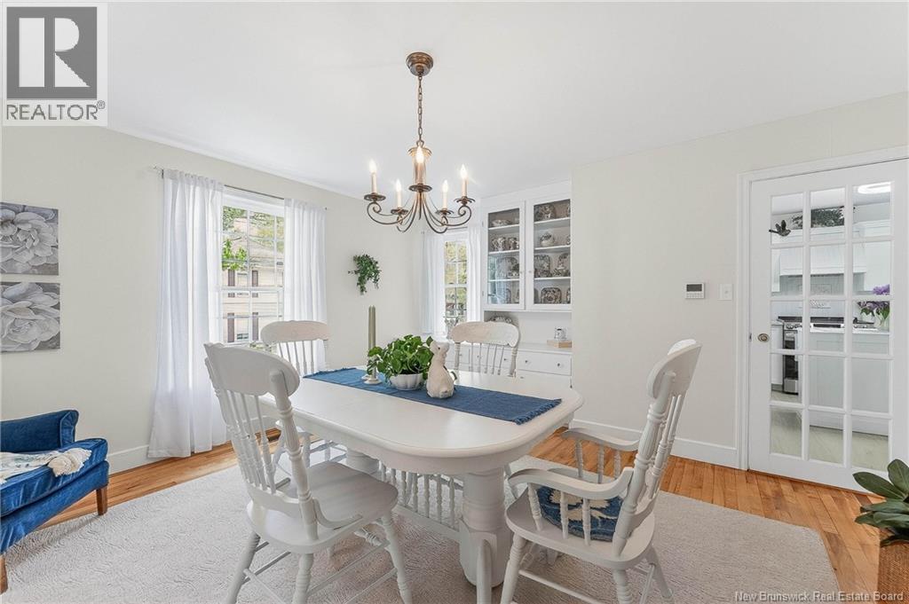 17 Porter Street - 19