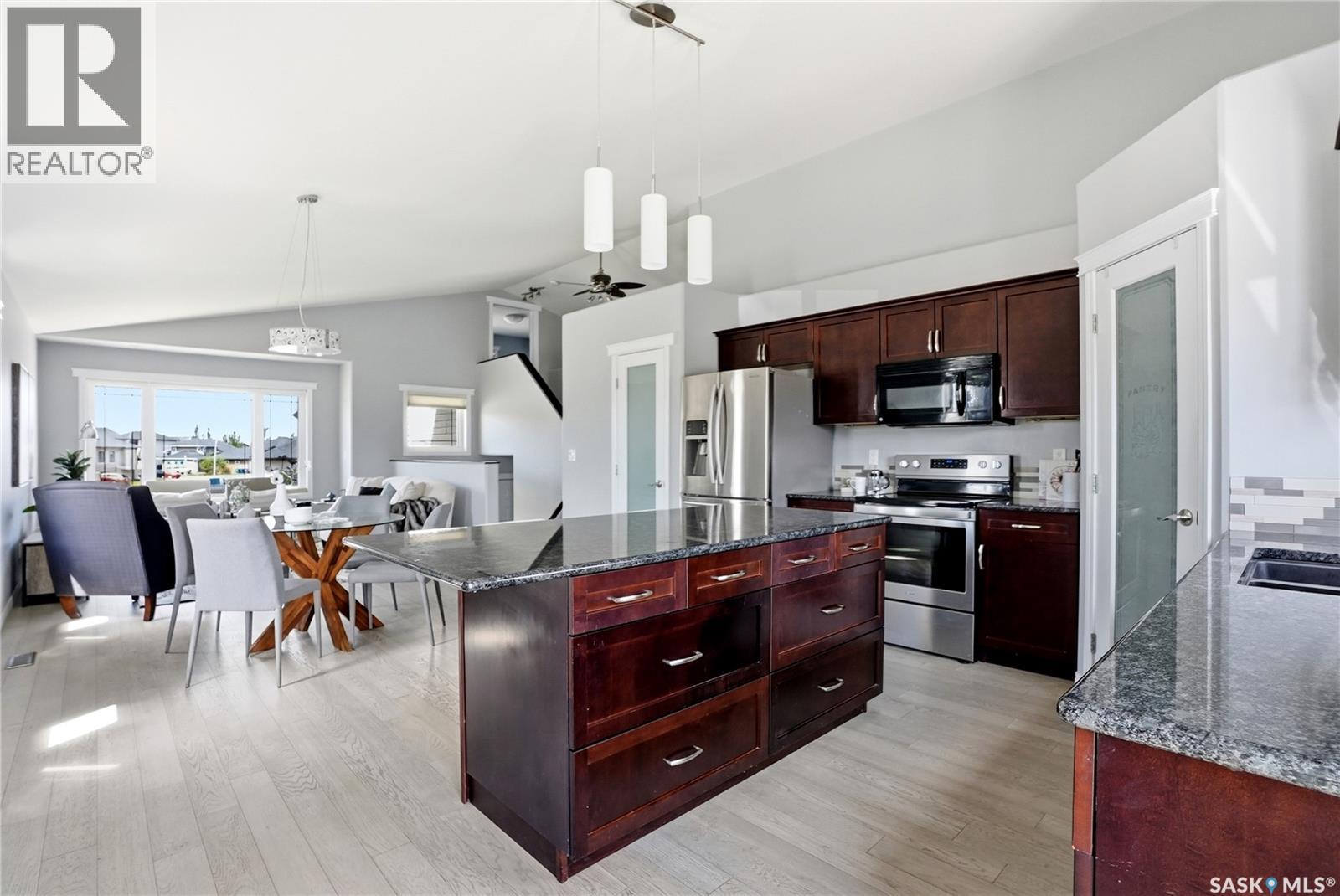327 Roy CRESCENT - 20