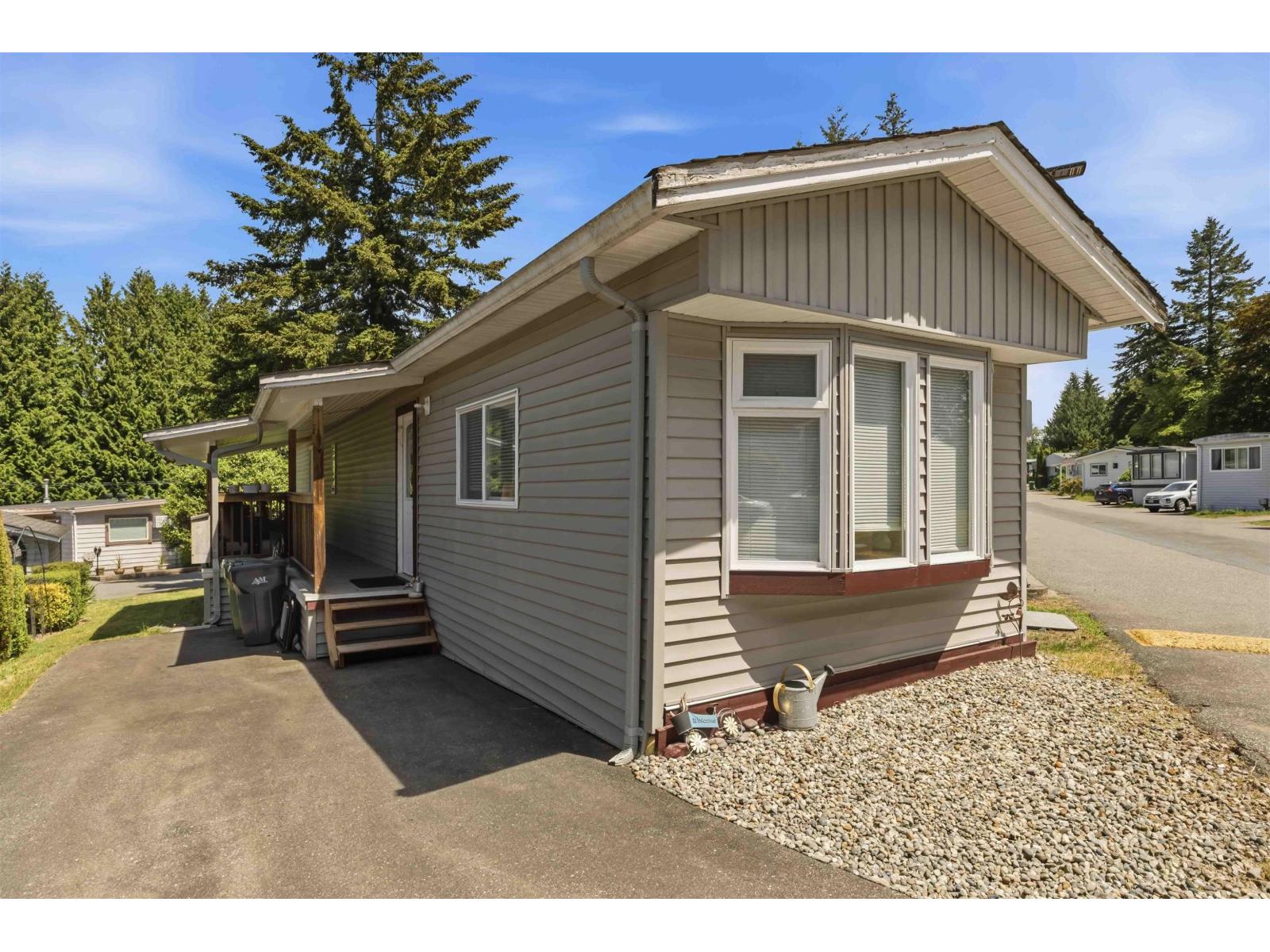 63 24330 FRASER HIGHWAY