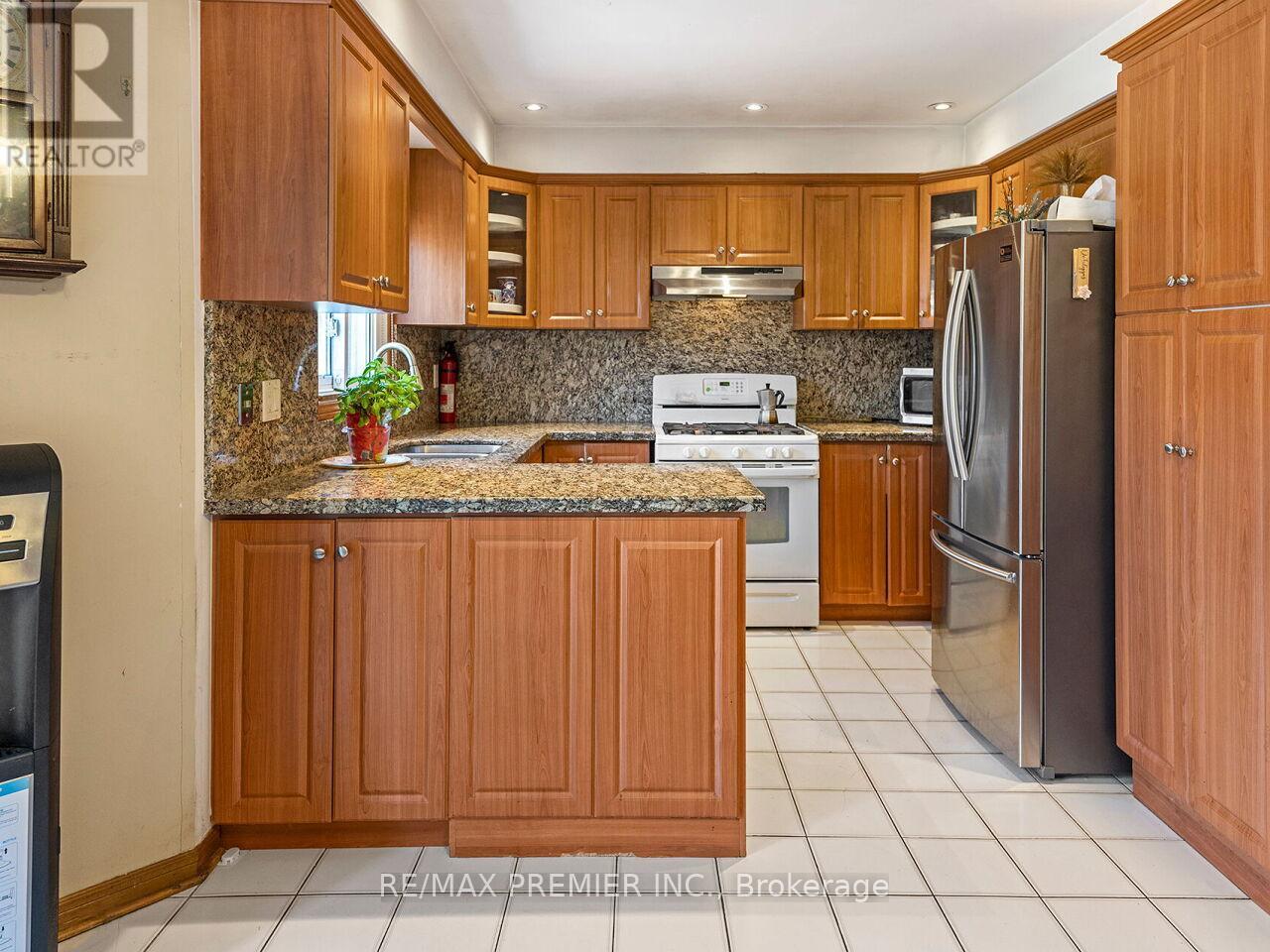 39 BRYDON COURT - 13
