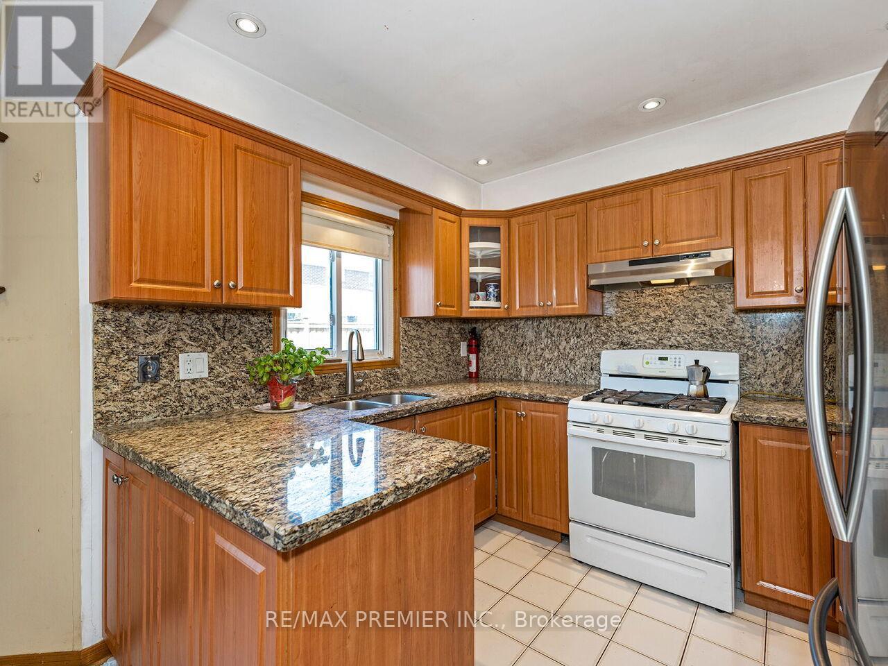 39 BRYDON COURT - 14