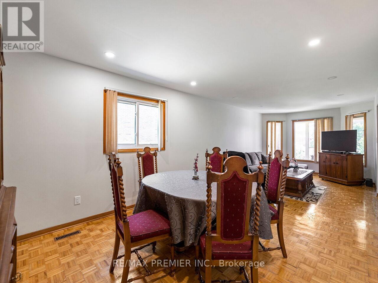 39 BRYDON COURT - 19