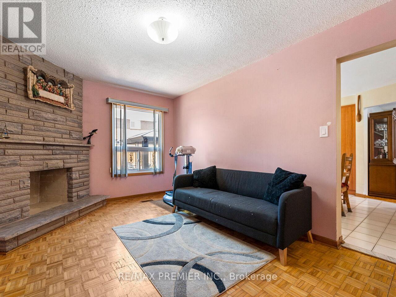 39 BRYDON COURT - 22