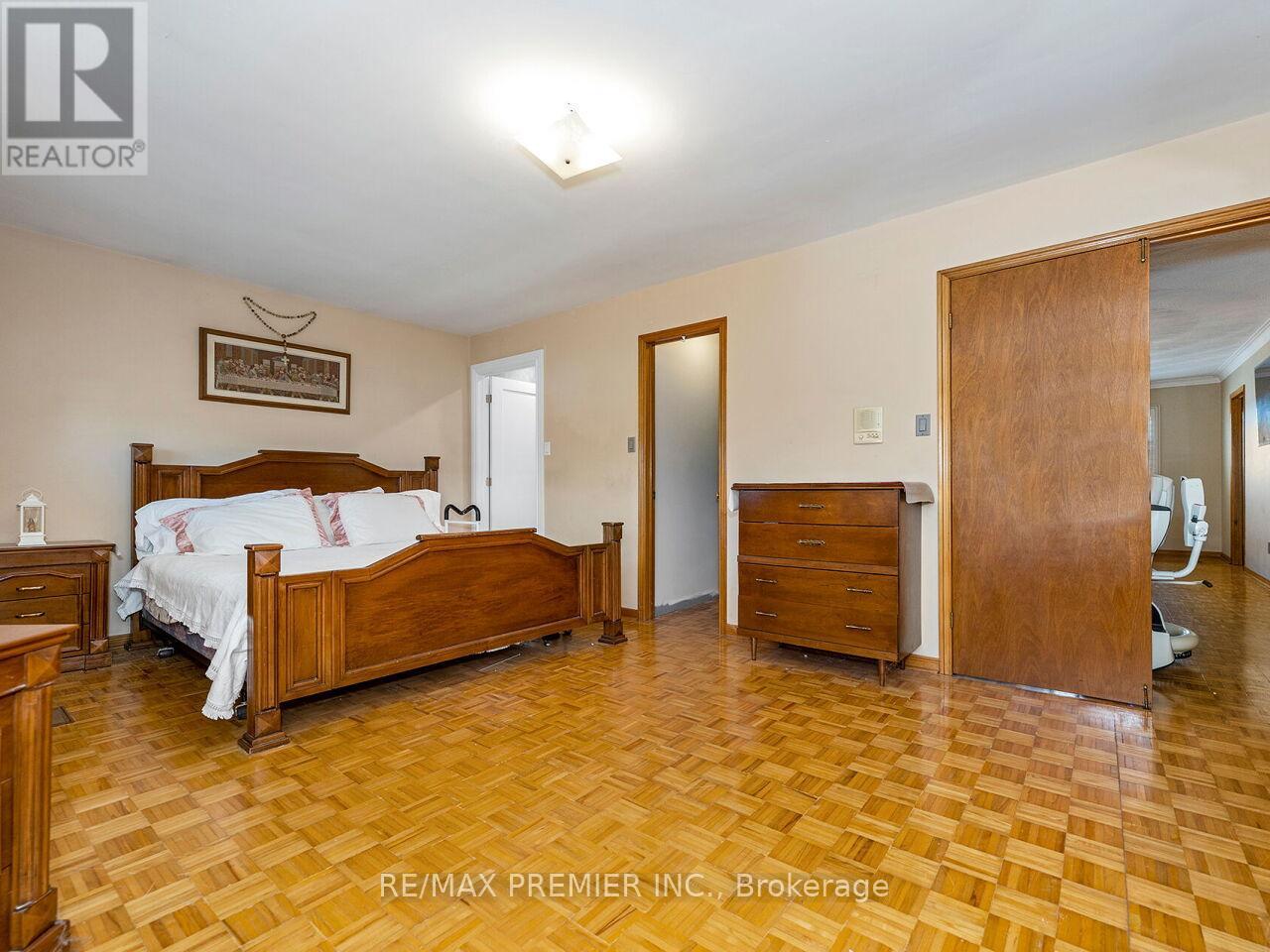 39 BRYDON COURT - 27