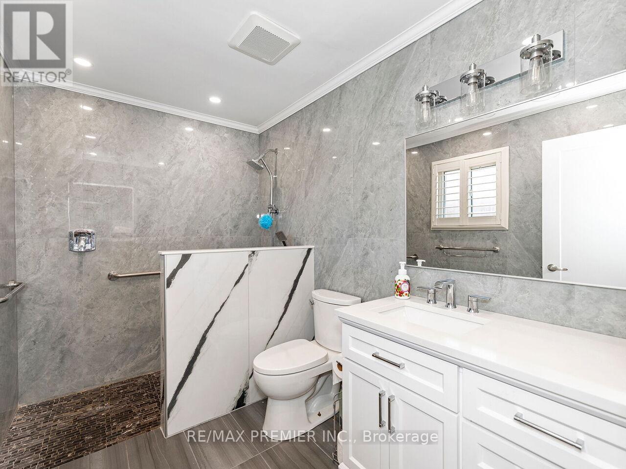 39 BRYDON COURT - 29