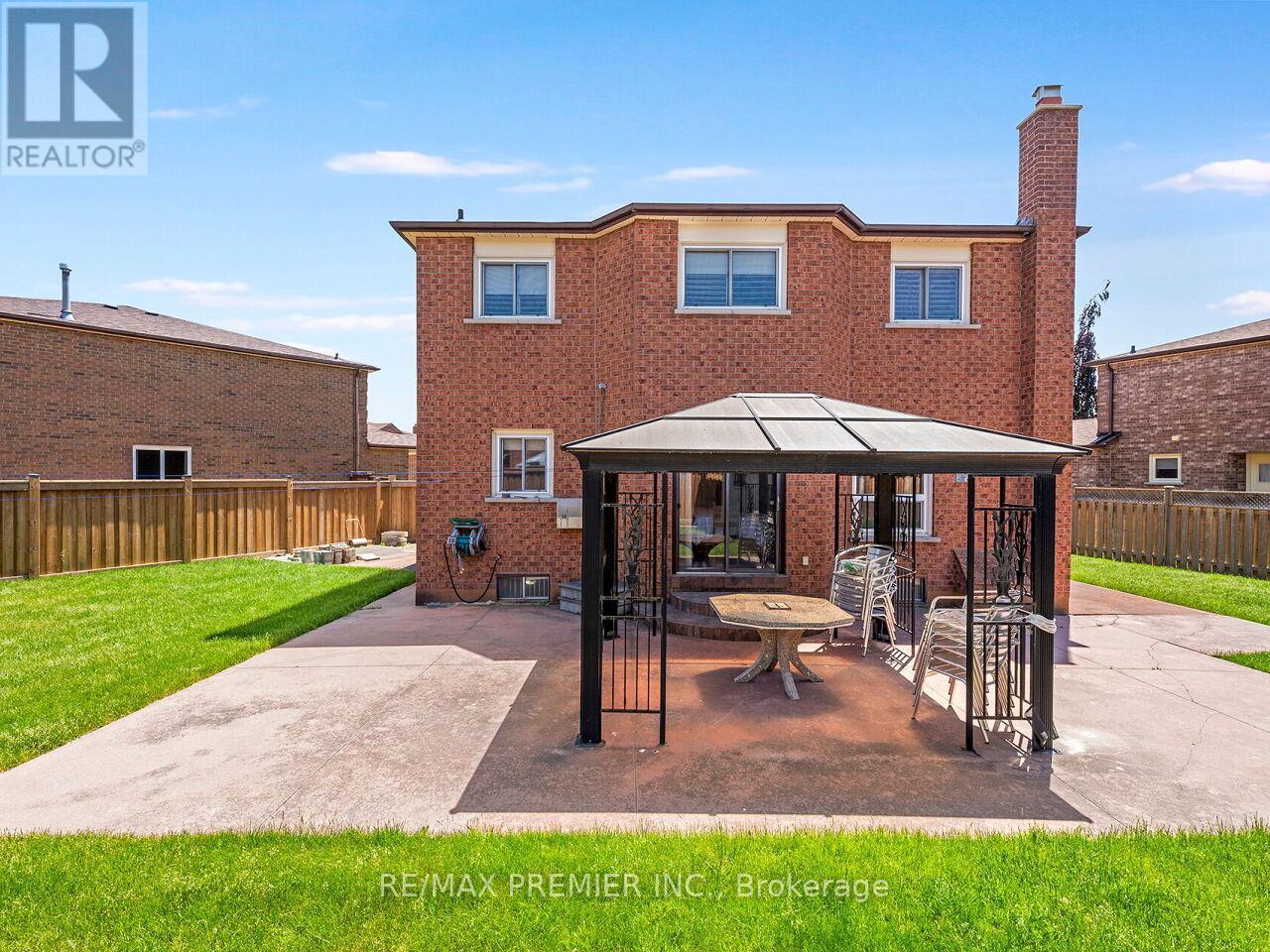 39 BRYDON COURT - 44