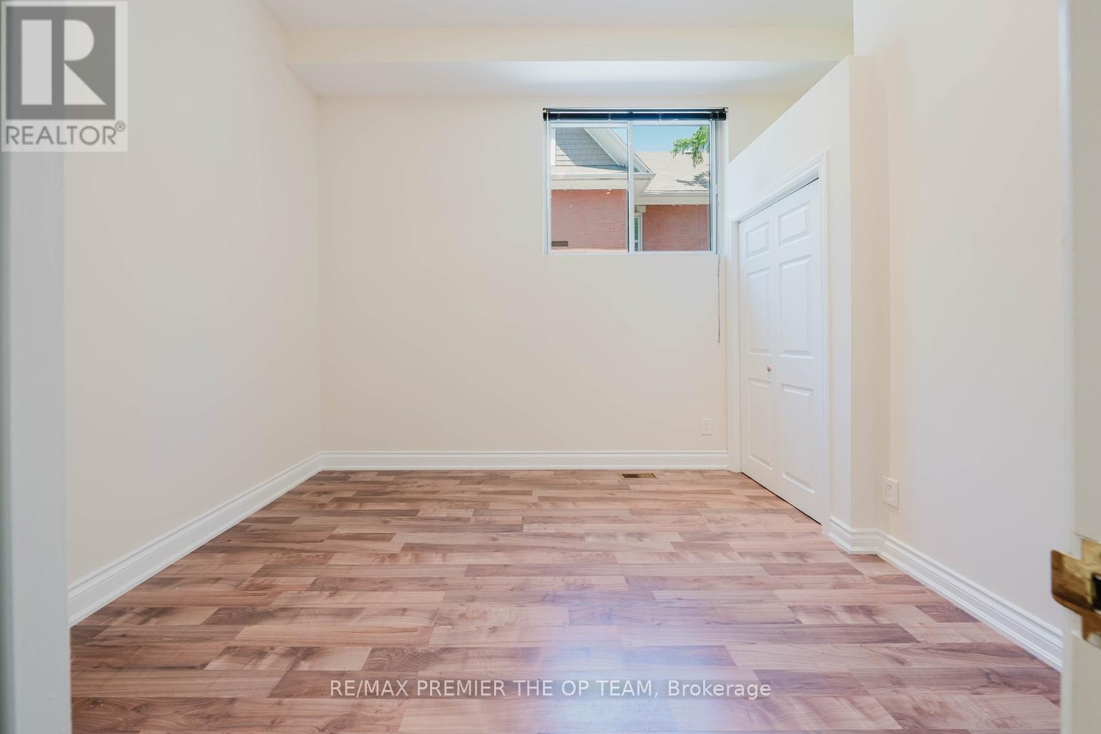 7930 KIPLING AVENUE - 11