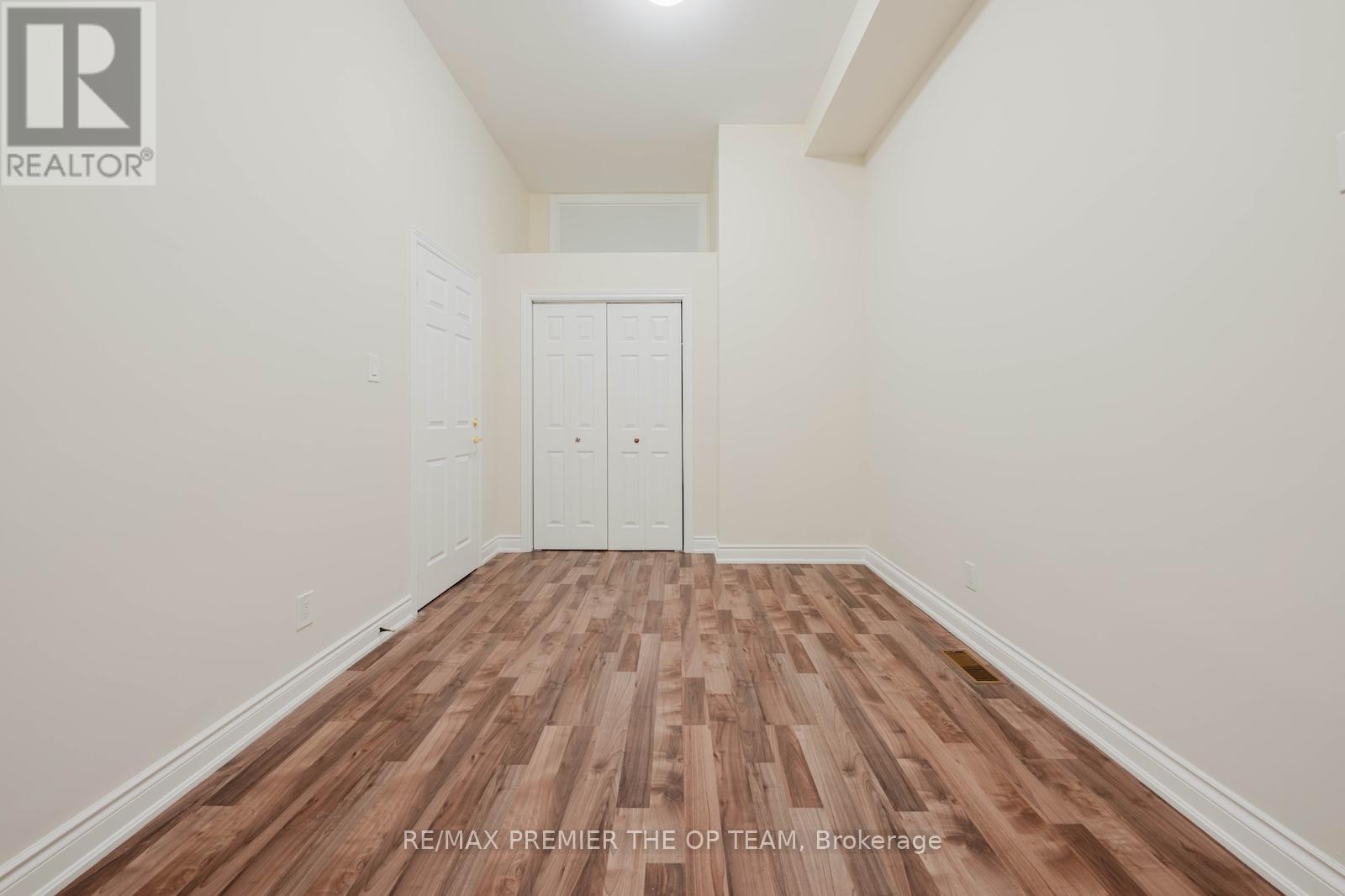 7930 KIPLING AVENUE - 12