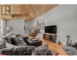Bedroom - 6643 3rd Line, New Tecumseth, ON L0G1W0 Photo 9
