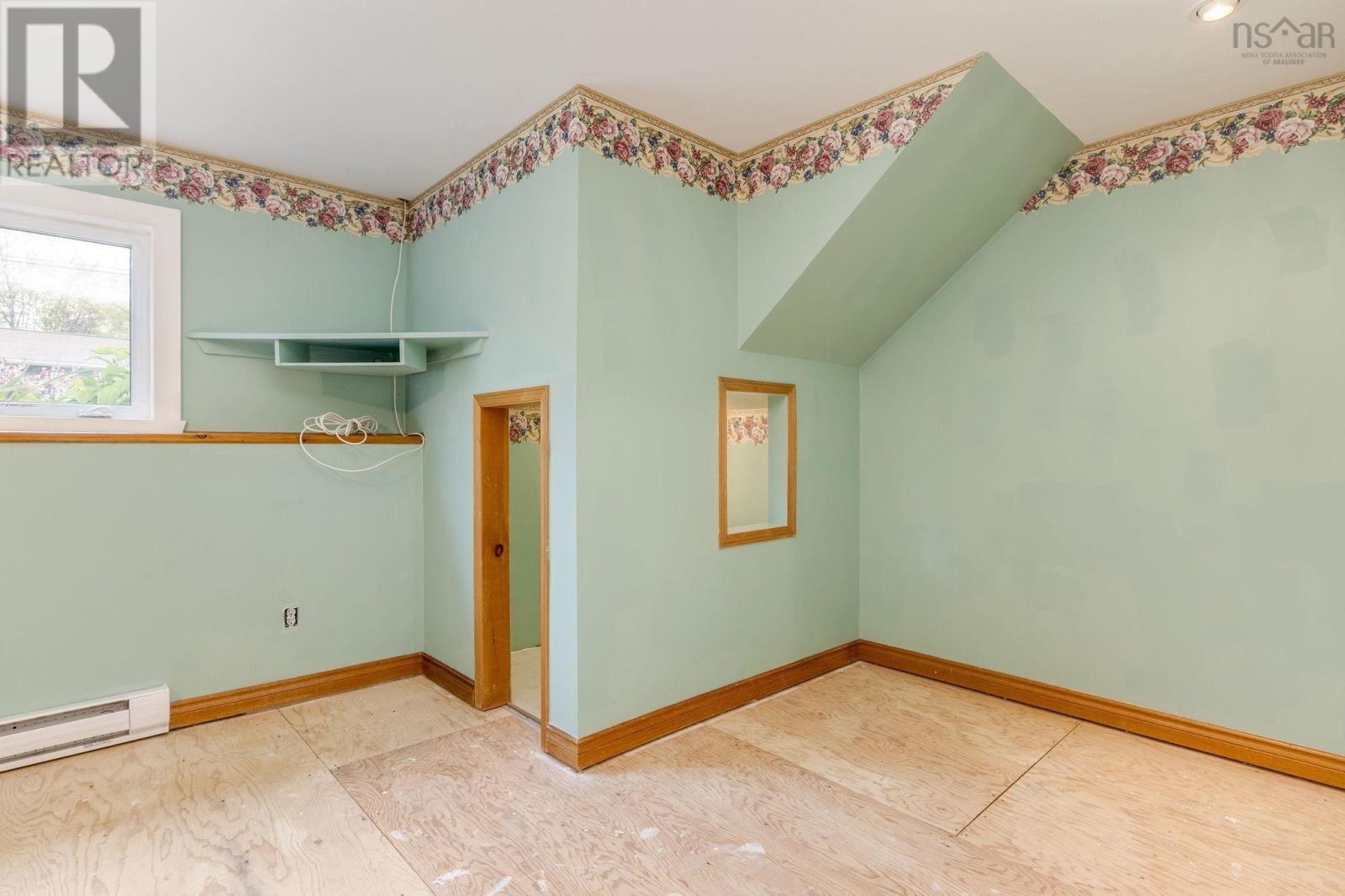 124 Waterwheel Crescent - 31