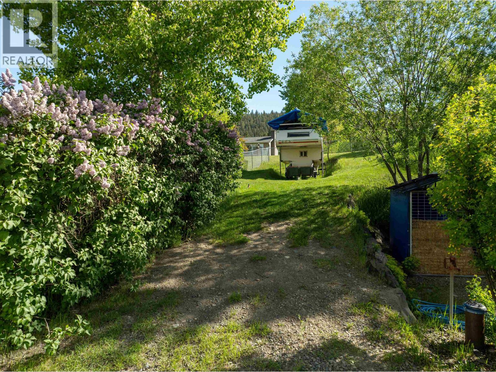5665 HORSE LAKE ROAD - 12