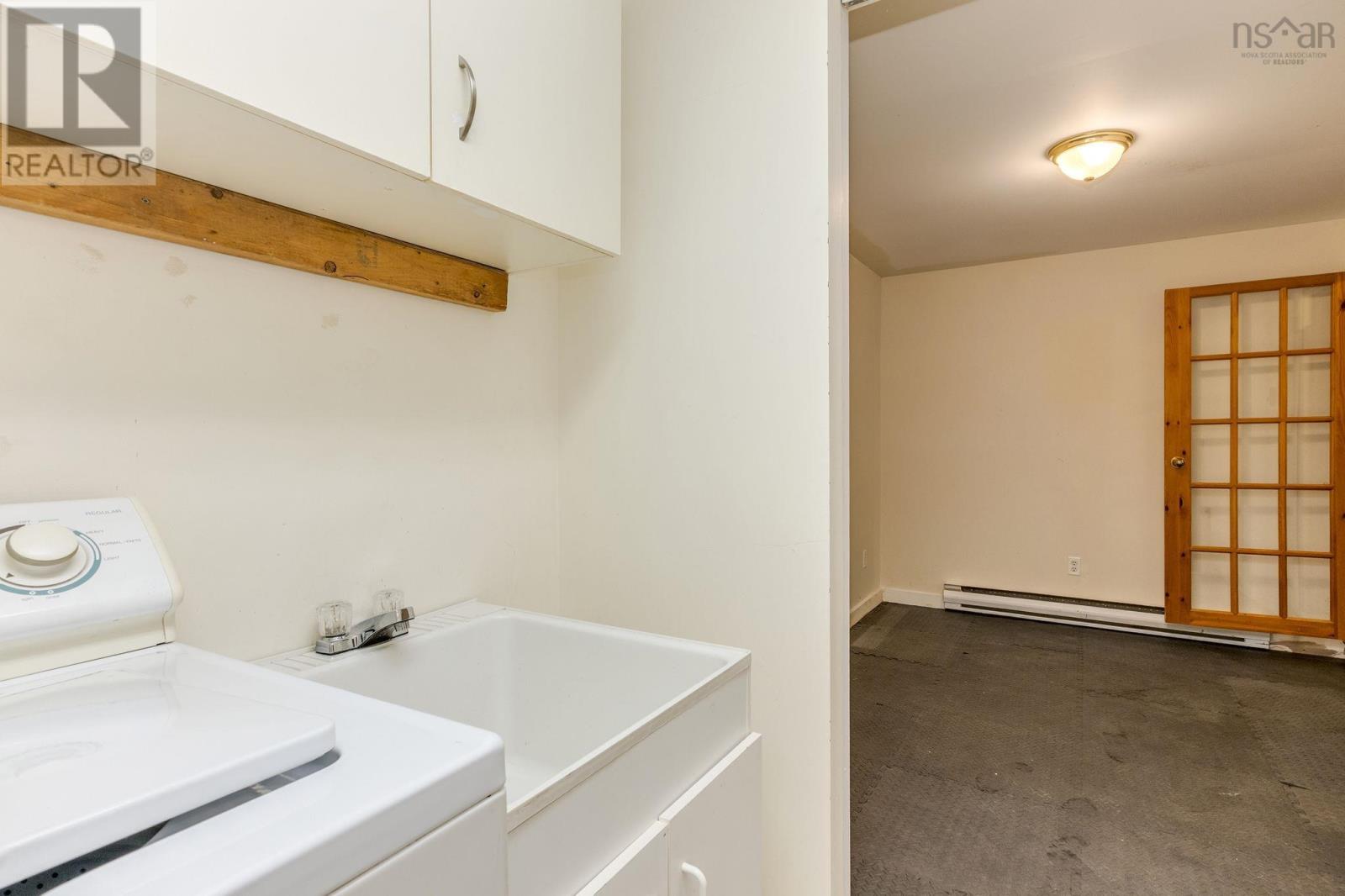 124 Waterwheel Crescent - 34