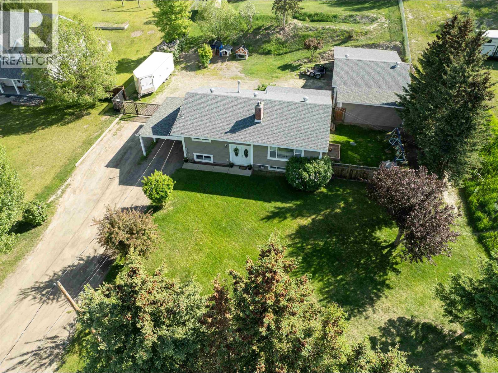 5665 HORSE LAKE ROAD - 15