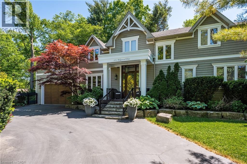 376 WEDGEWOOD Drive - Image 3