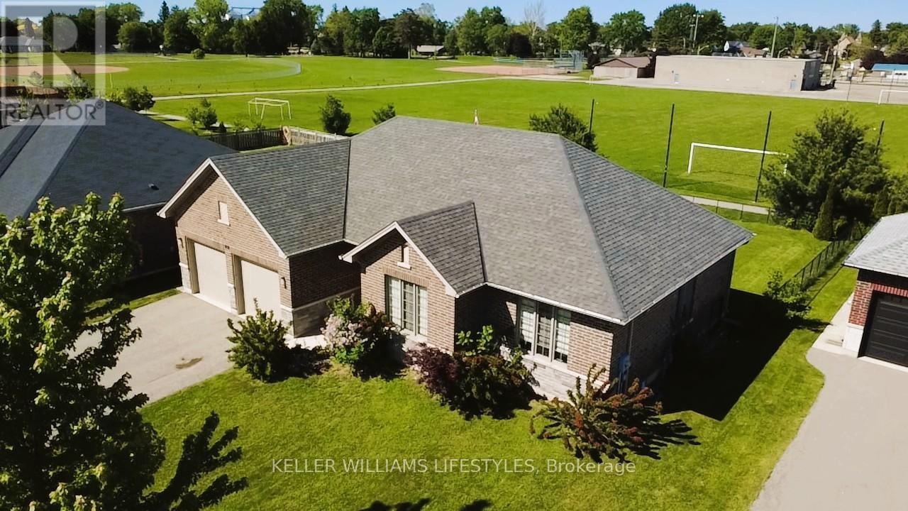 189 LEITCH STREET - 3