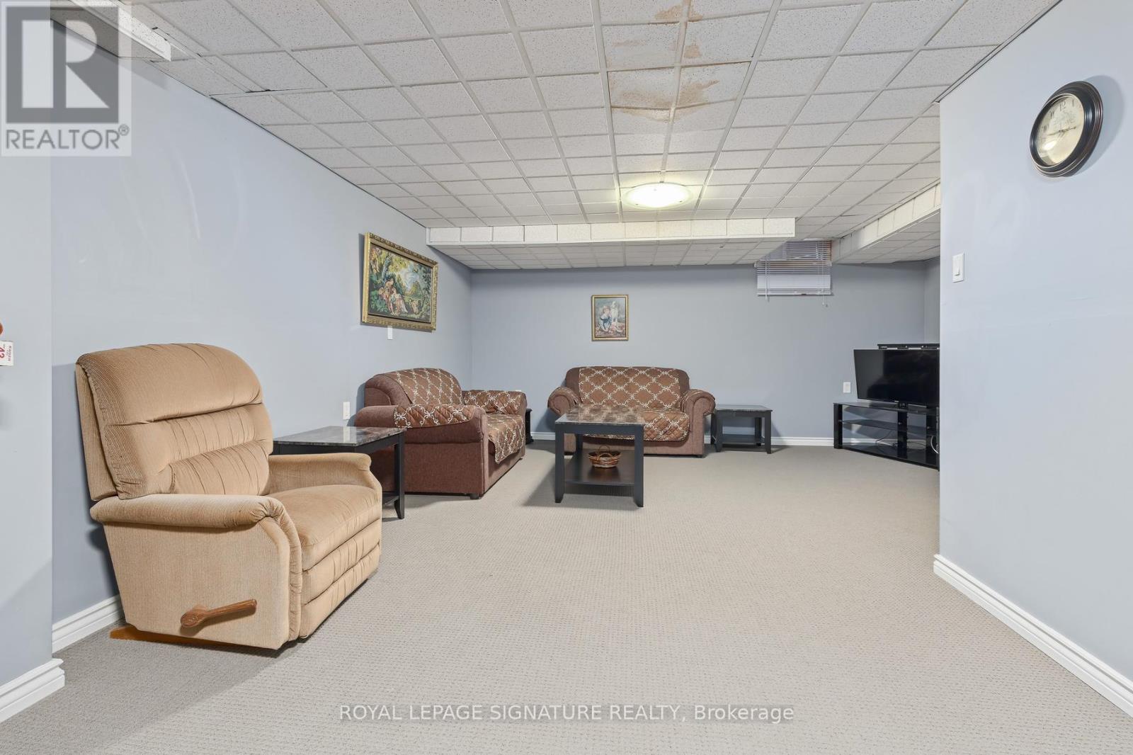 1486 SPRING GARDEN COURT - 27