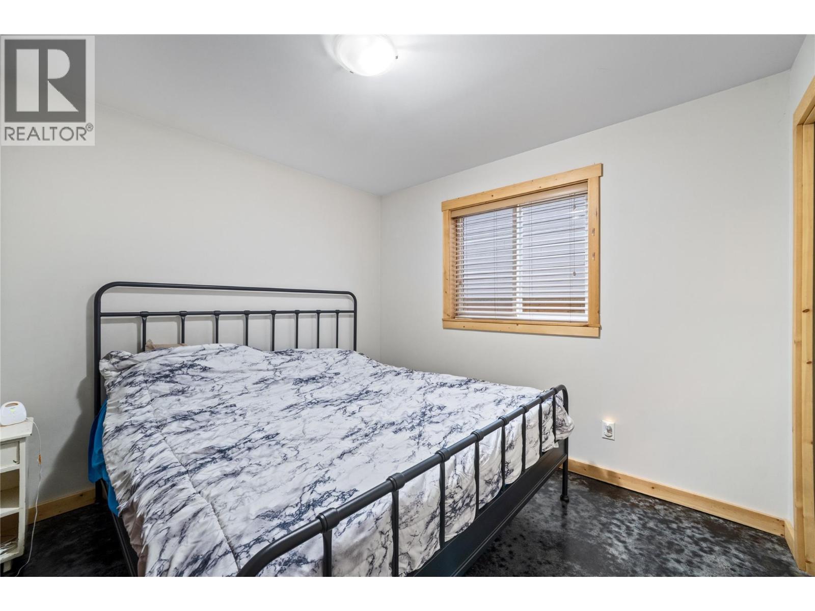 331 Fraser Avenue NW - 31