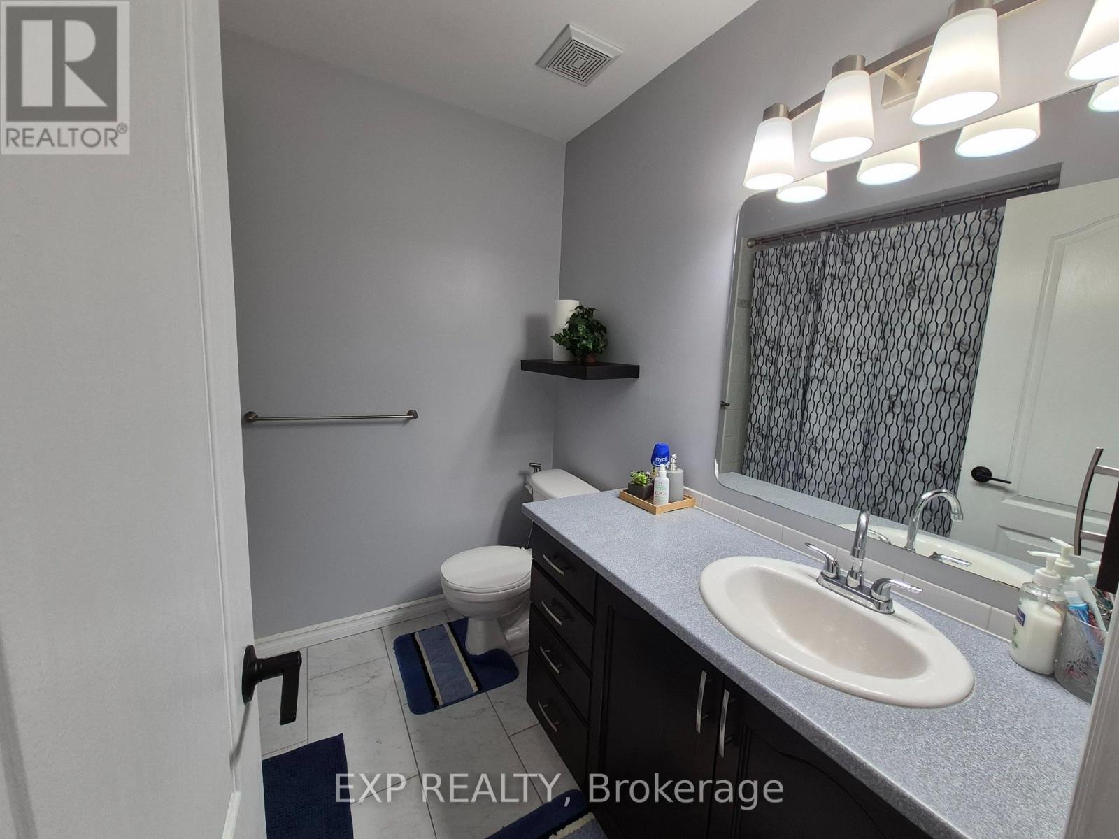 3 Bed, 3 Bath House for Rent in Ottawa – 192 WINDHURST DRIVE, Ottawa – MLS# X13242774 - Image 19