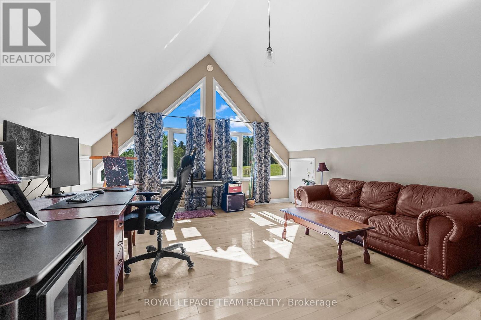 1622 CONC. 4B LANARK - 24