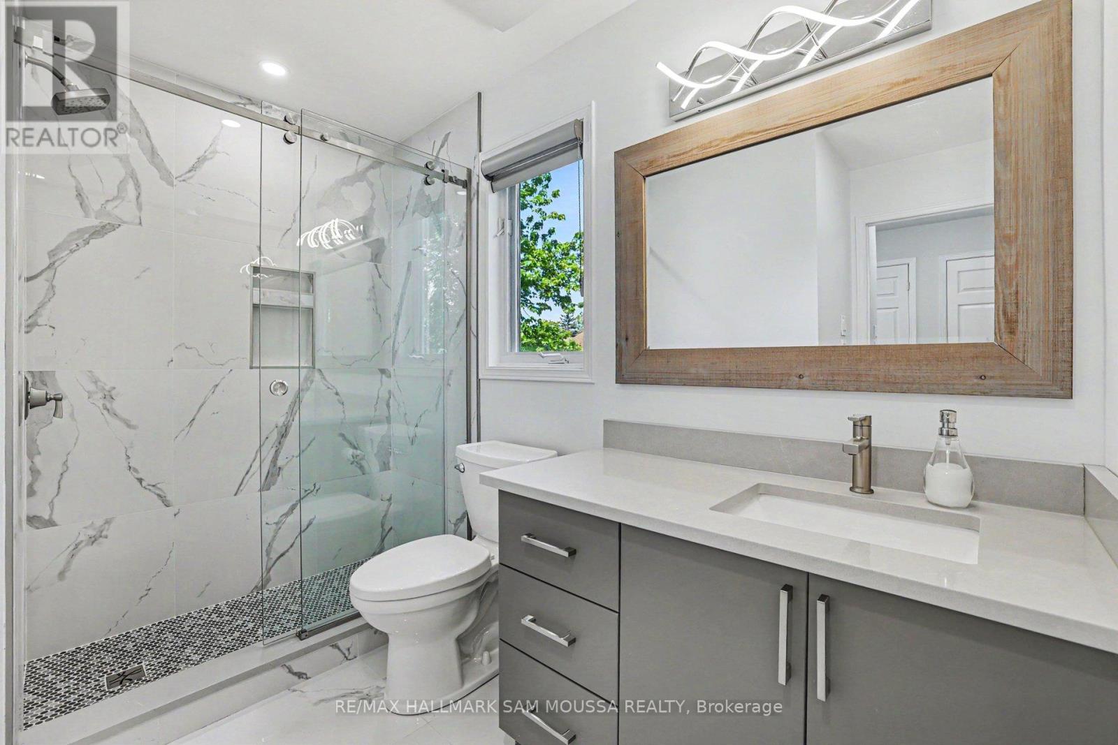 73 MALHOTRA COURT - 30