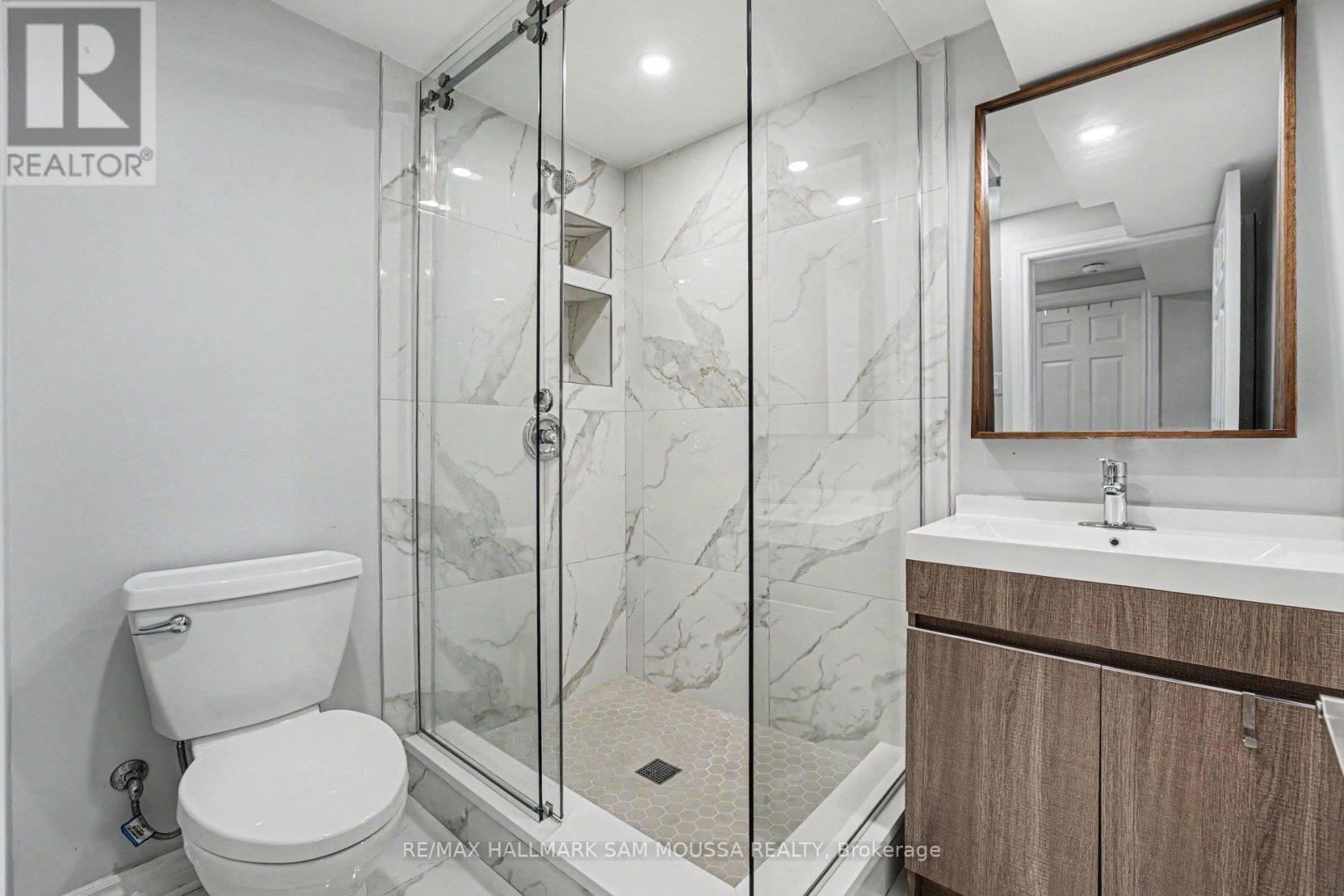 73 MALHOTRA COURT - 33