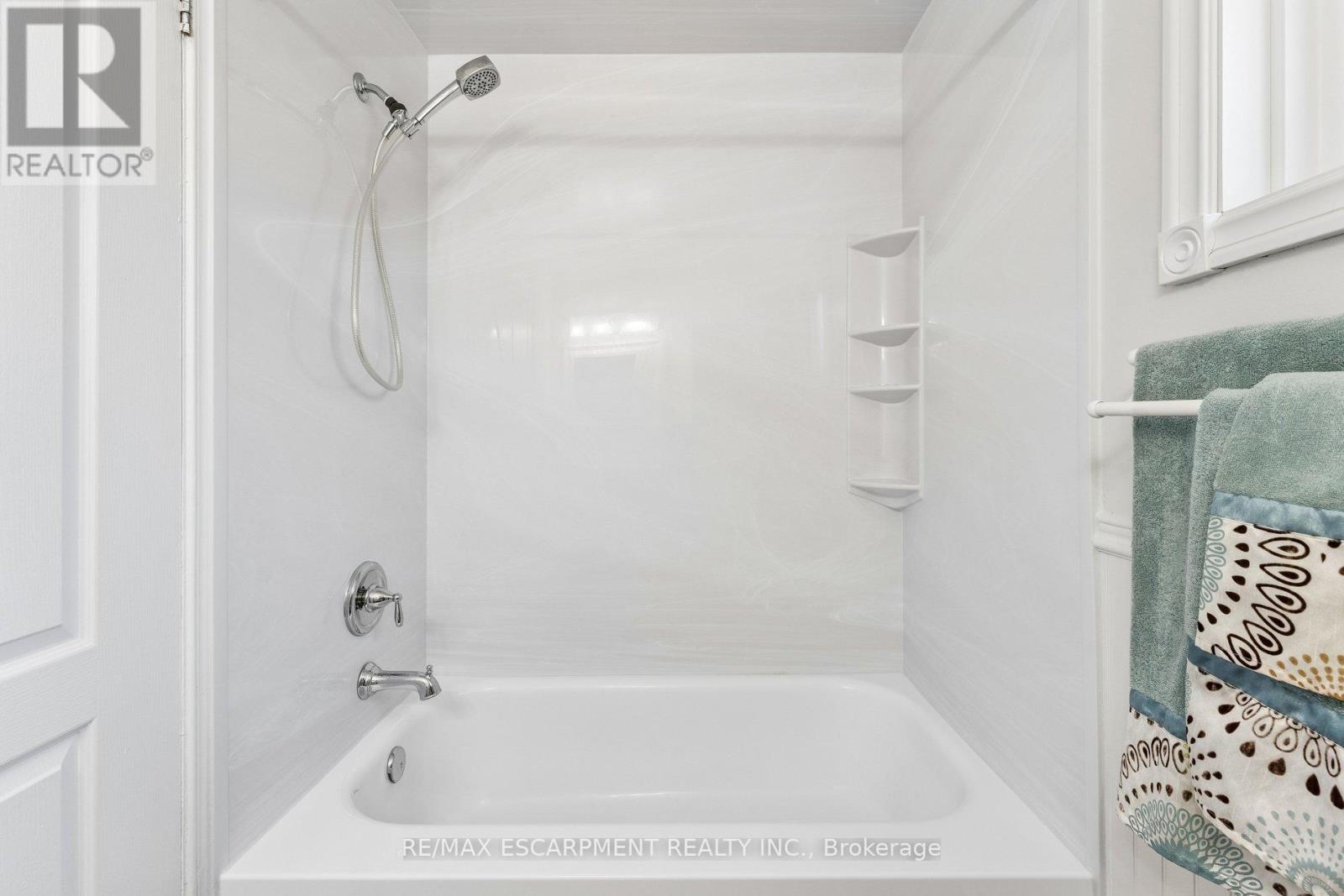 29 DEESIDE CRESCENT - 30