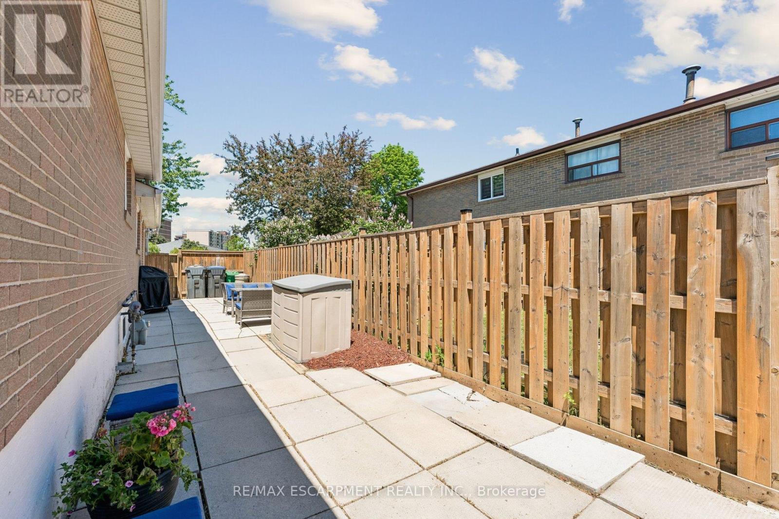 29 DEESIDE CRESCENT - 40