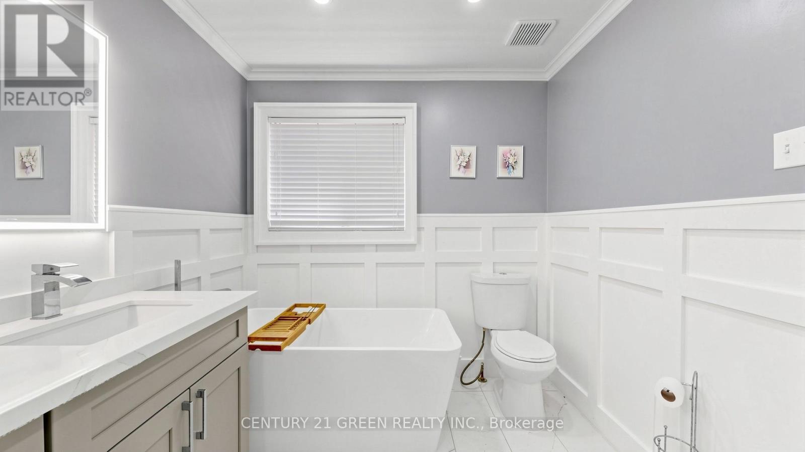 43 HOLLOWGROVE BOULEVARD - 21
