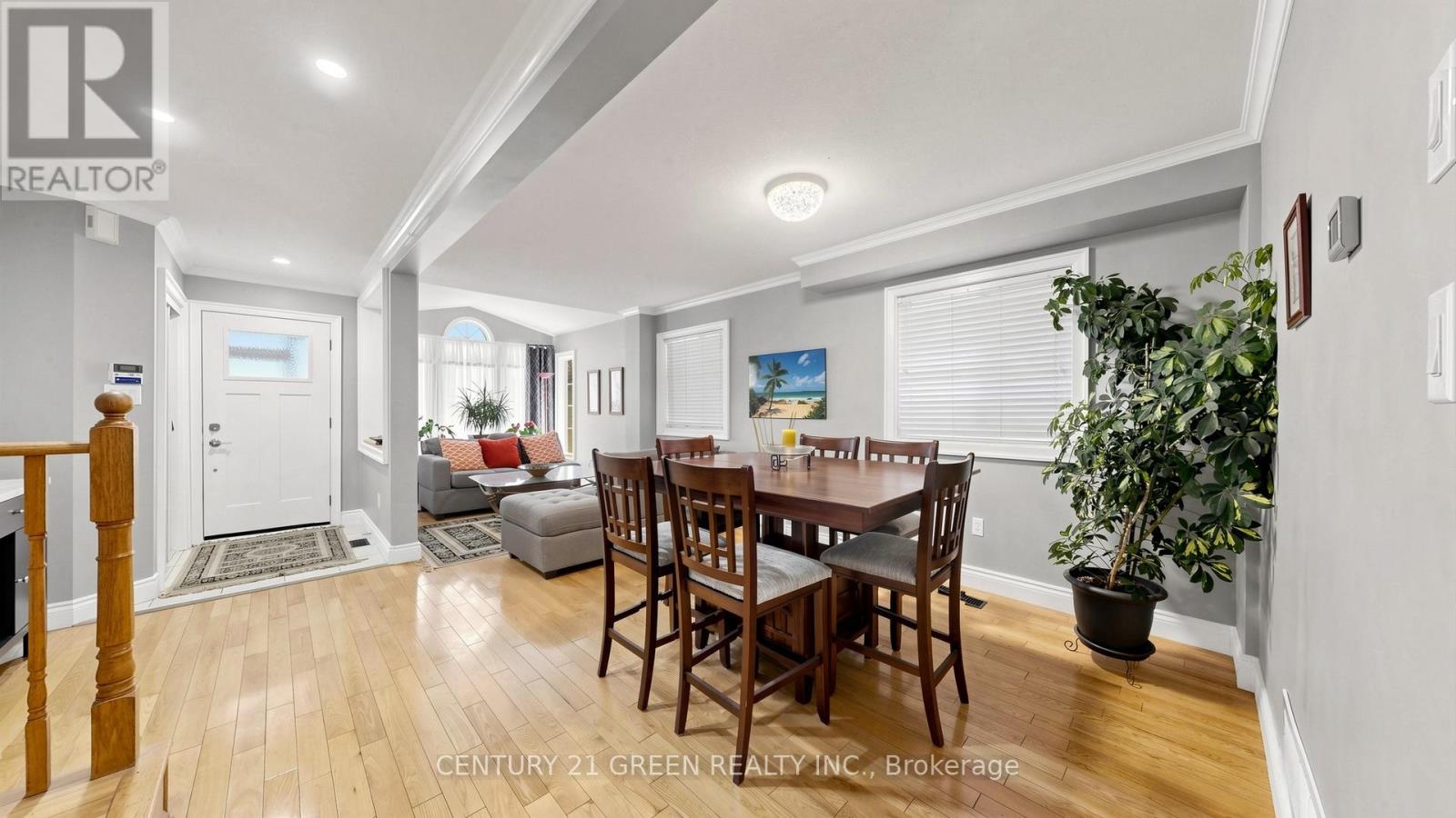 43 HOLLOWGROVE BOULEVARD - 6