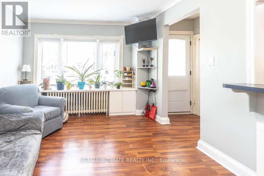 1006 CASTLEFIELD AVENUE - 10
