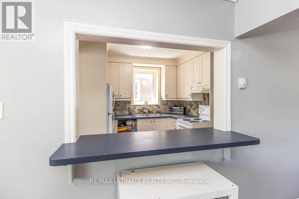1006 CASTLEFIELD AVENUE - 14