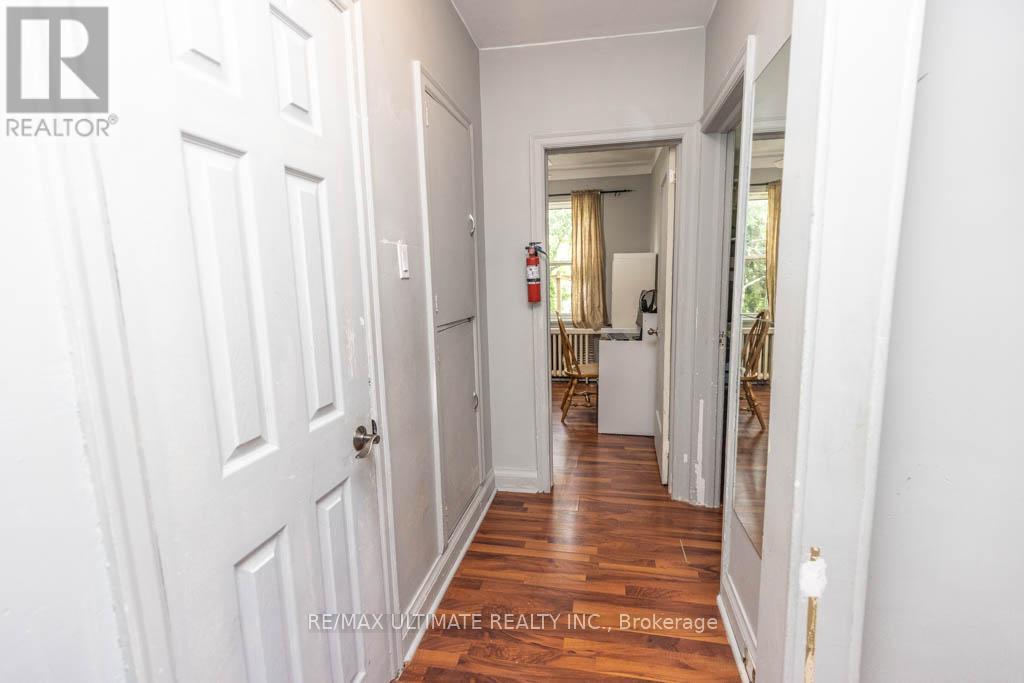 1006 CASTLEFIELD AVENUE - 21