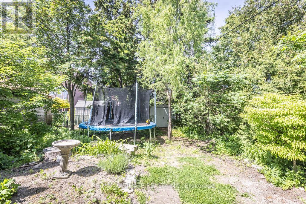 1006 CASTLEFIELD AVENUE - 45