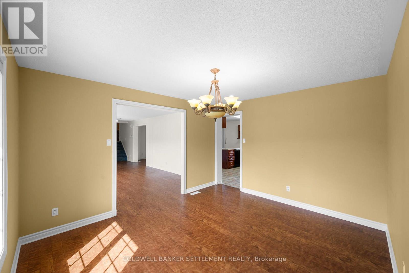 42 BERRY PARK LANE - 12