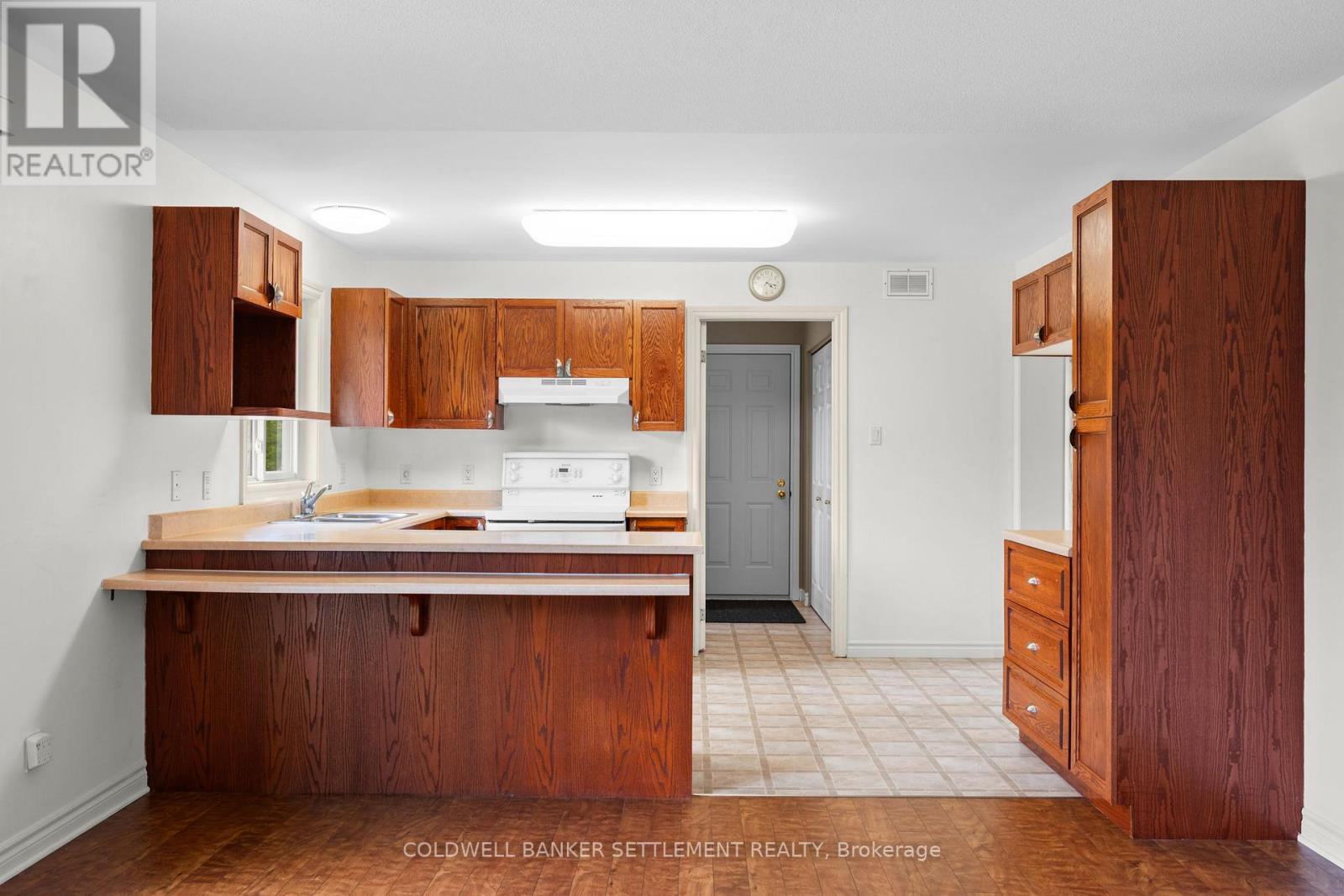42 BERRY PARK LANE - 16