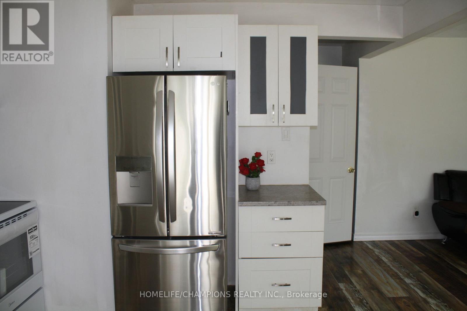 711 OTONABEE DRIVE - 5