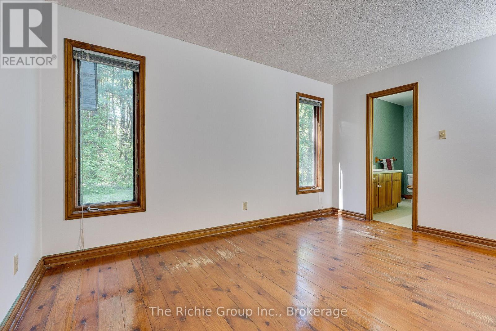 247483 5 SIDE ROAD - 21