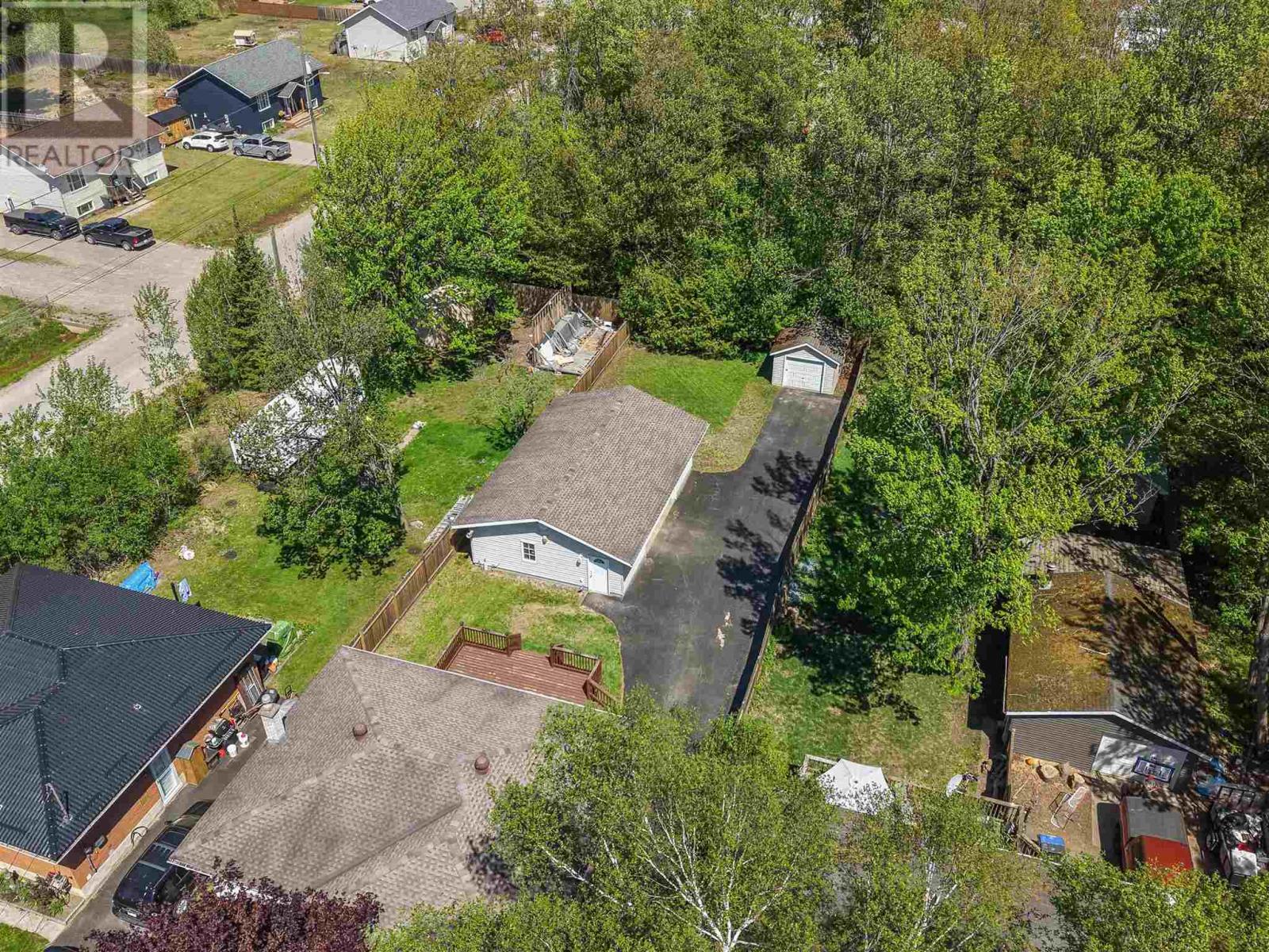 263 Anna ST - 36