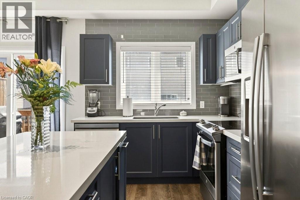 54 AQUARIUS Crescent - 20