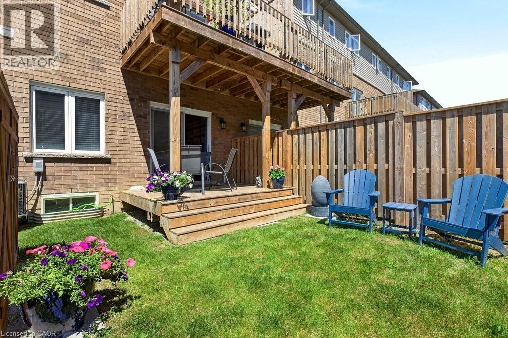 54 AQUARIUS Crescent - 47