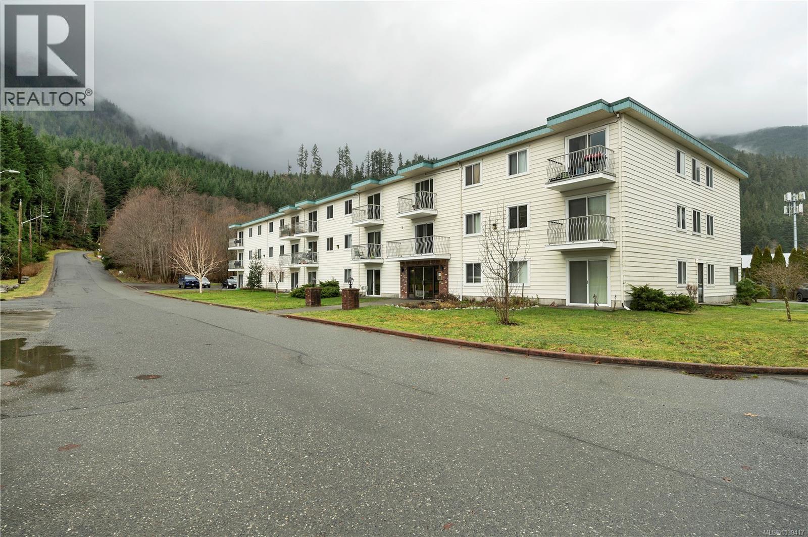 #307 611 MacMillan Dr - 2