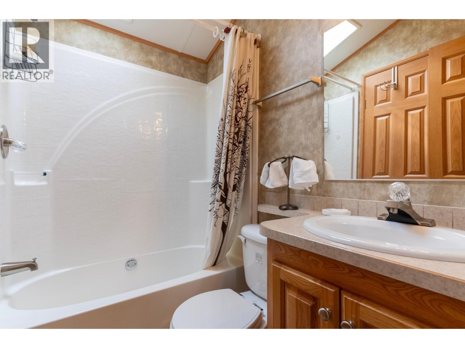 #77 1226 Second Avenue - 10