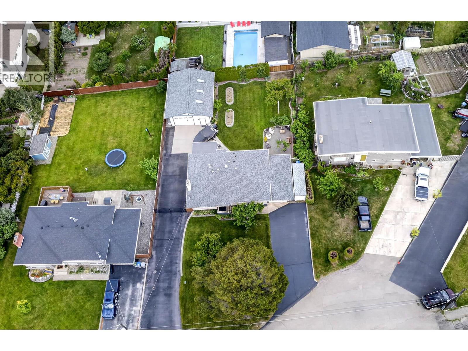 1775 APPLE Lane - 75