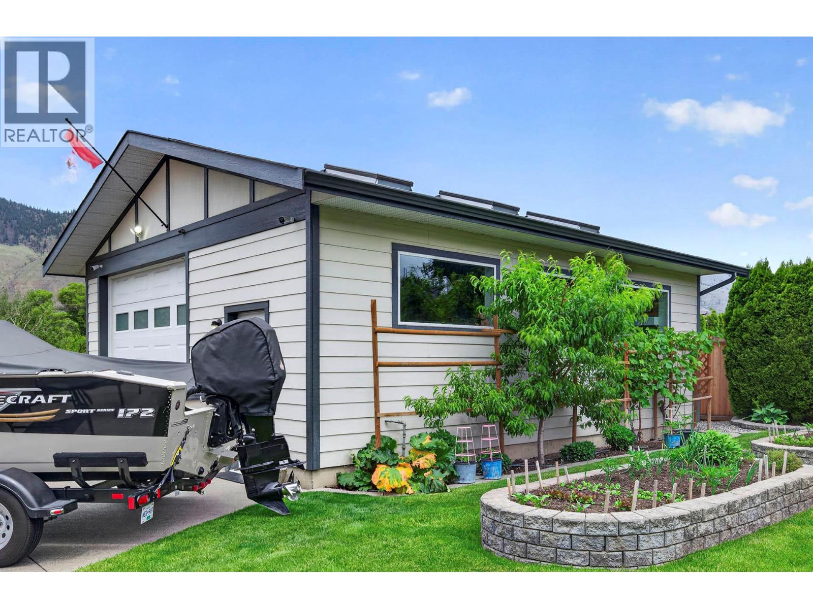 1775 APPLE Lane - 52