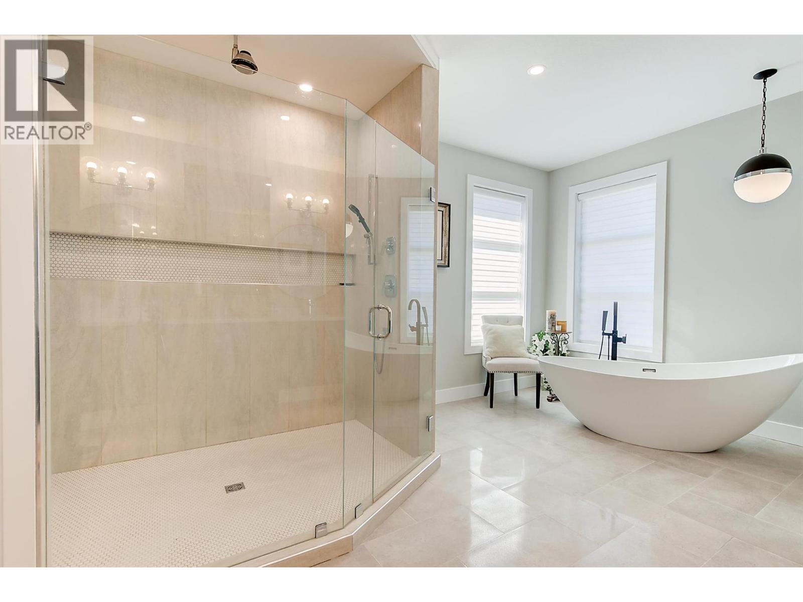  759 Carnoustie Drive, Kelowna