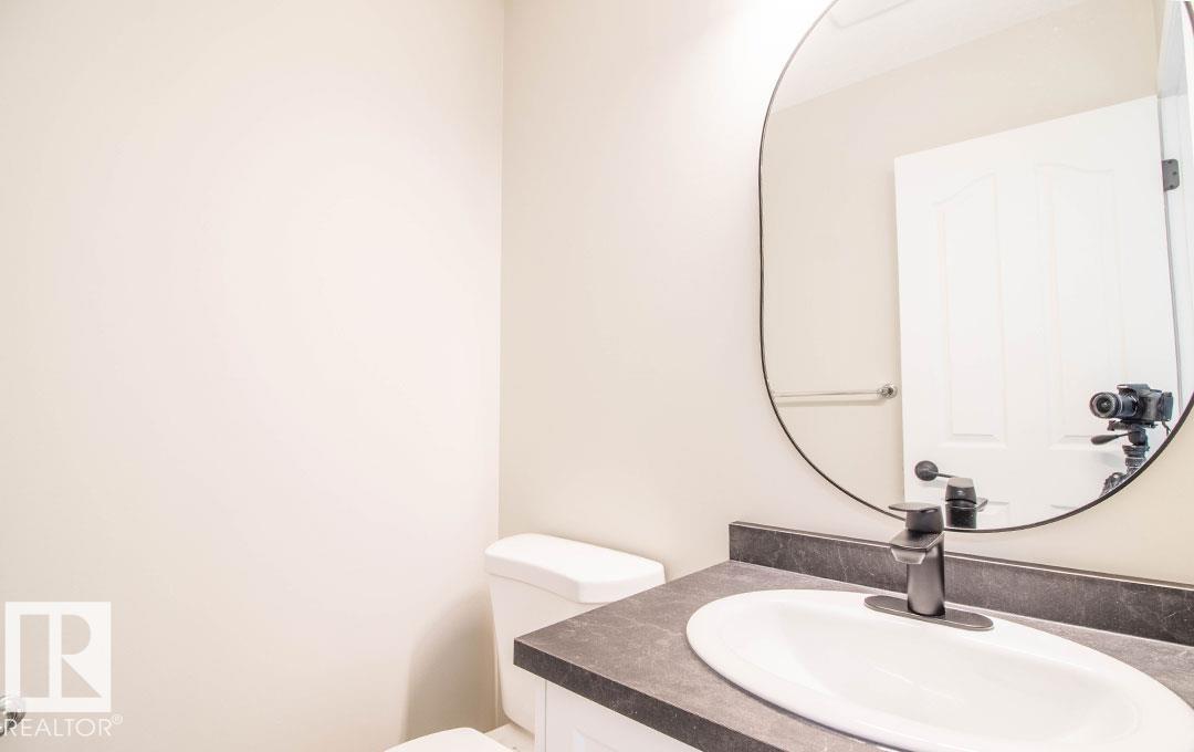 3129 139 AV NW - 9