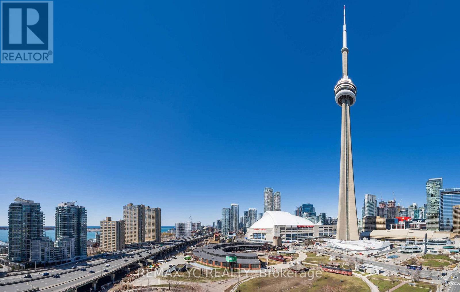 #808 25 LOWER SIMCOE STREET - 33