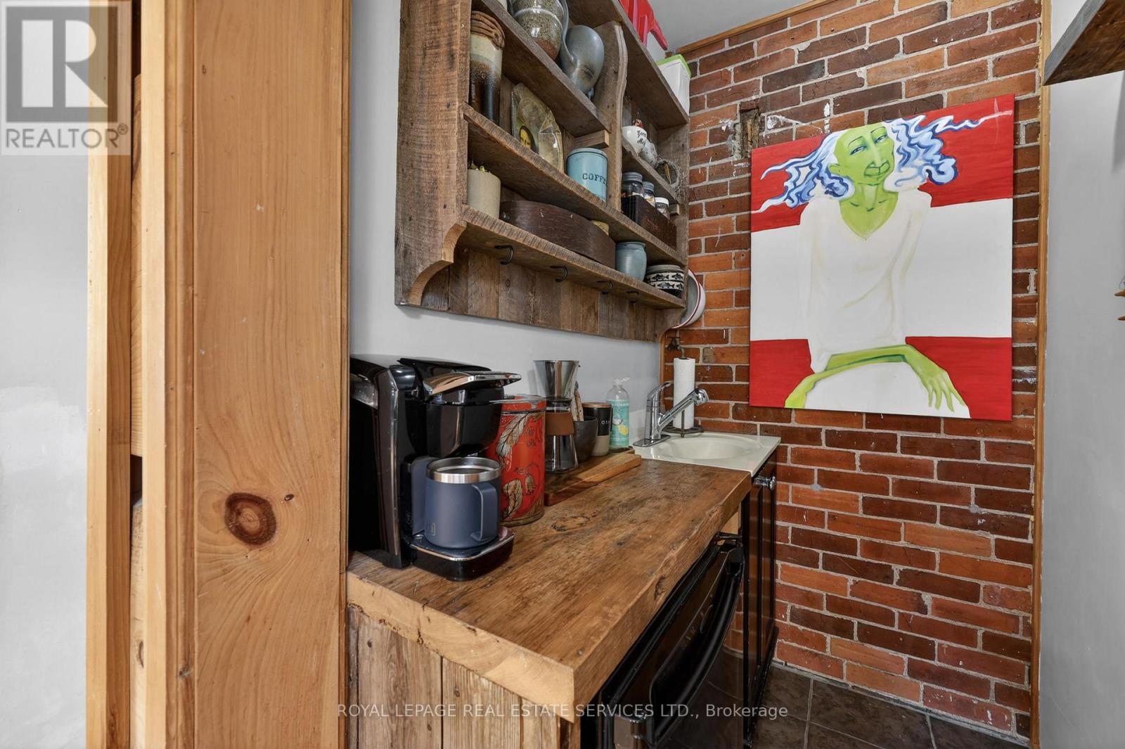 1351 FLOS RD 11 E - 7