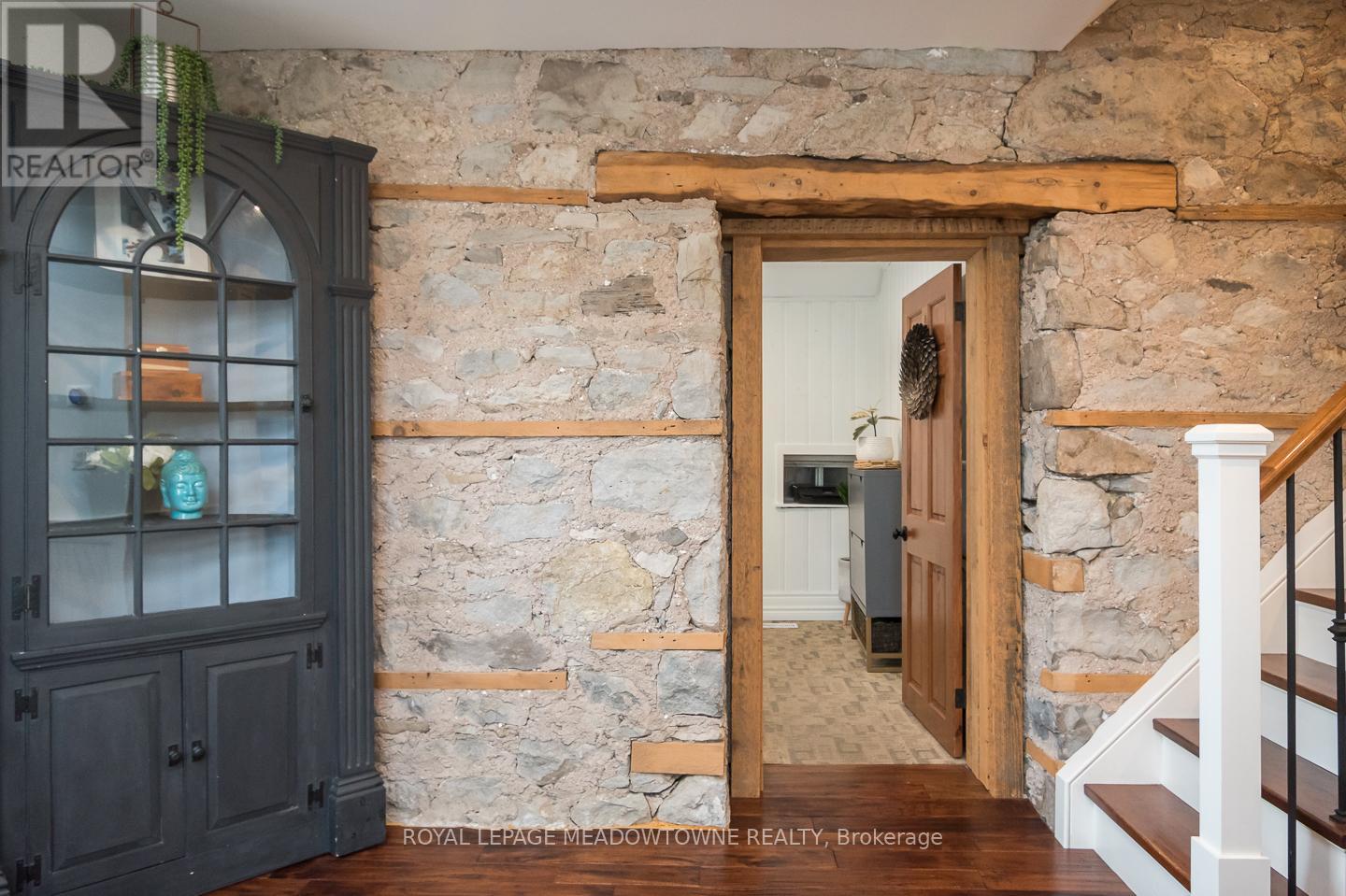 10761 GUELPH LINE - 21